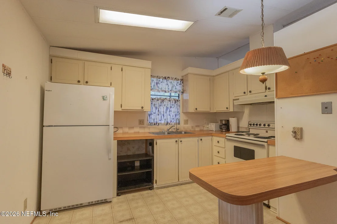 Photo of 143 BAYOU Drive