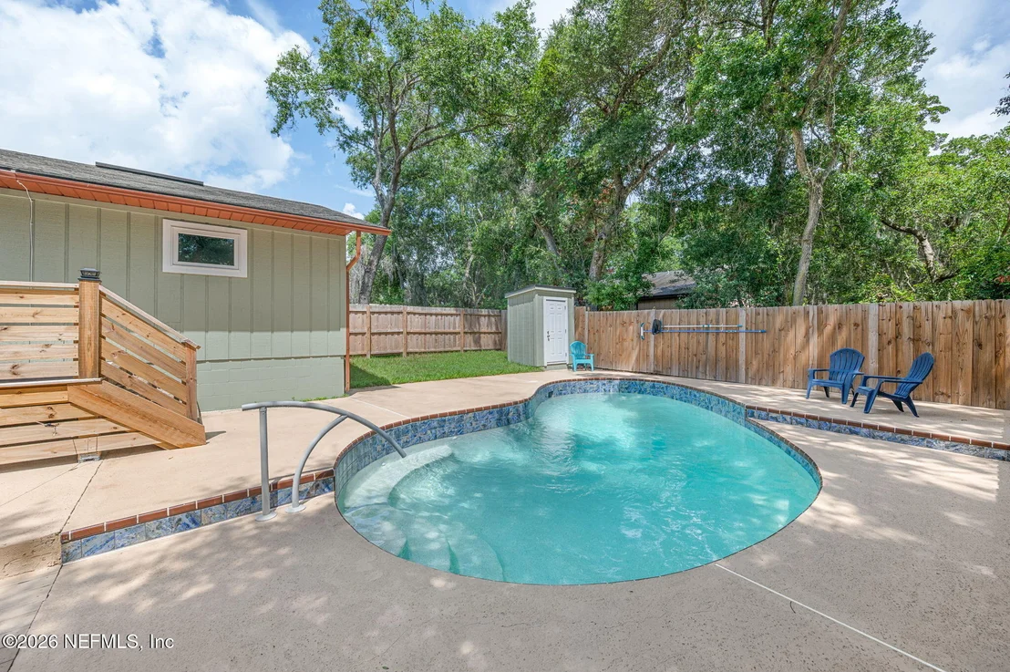 Photo of 507 GENTIAN Road