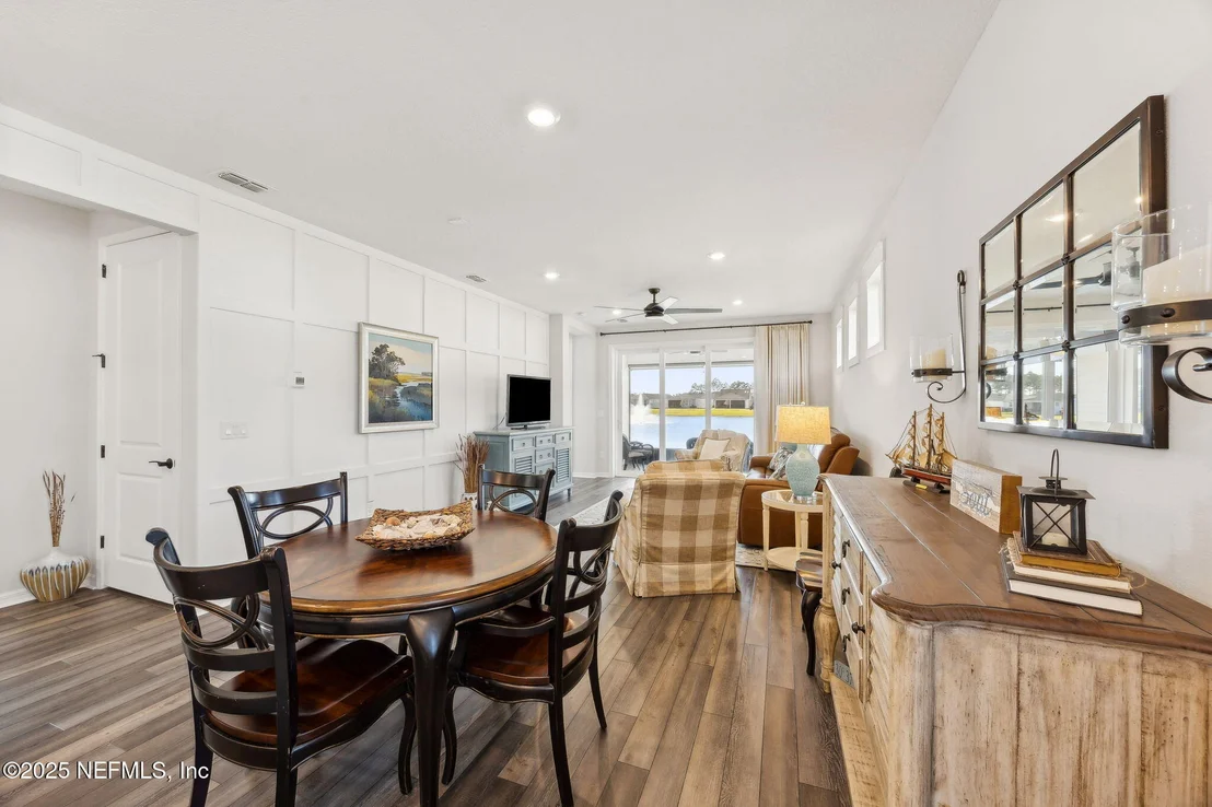 Photo of 671 JUBILEE Circle