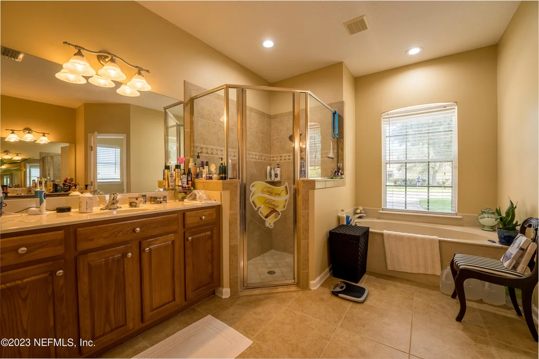Photo of 933 S FOREST CREEK Drive