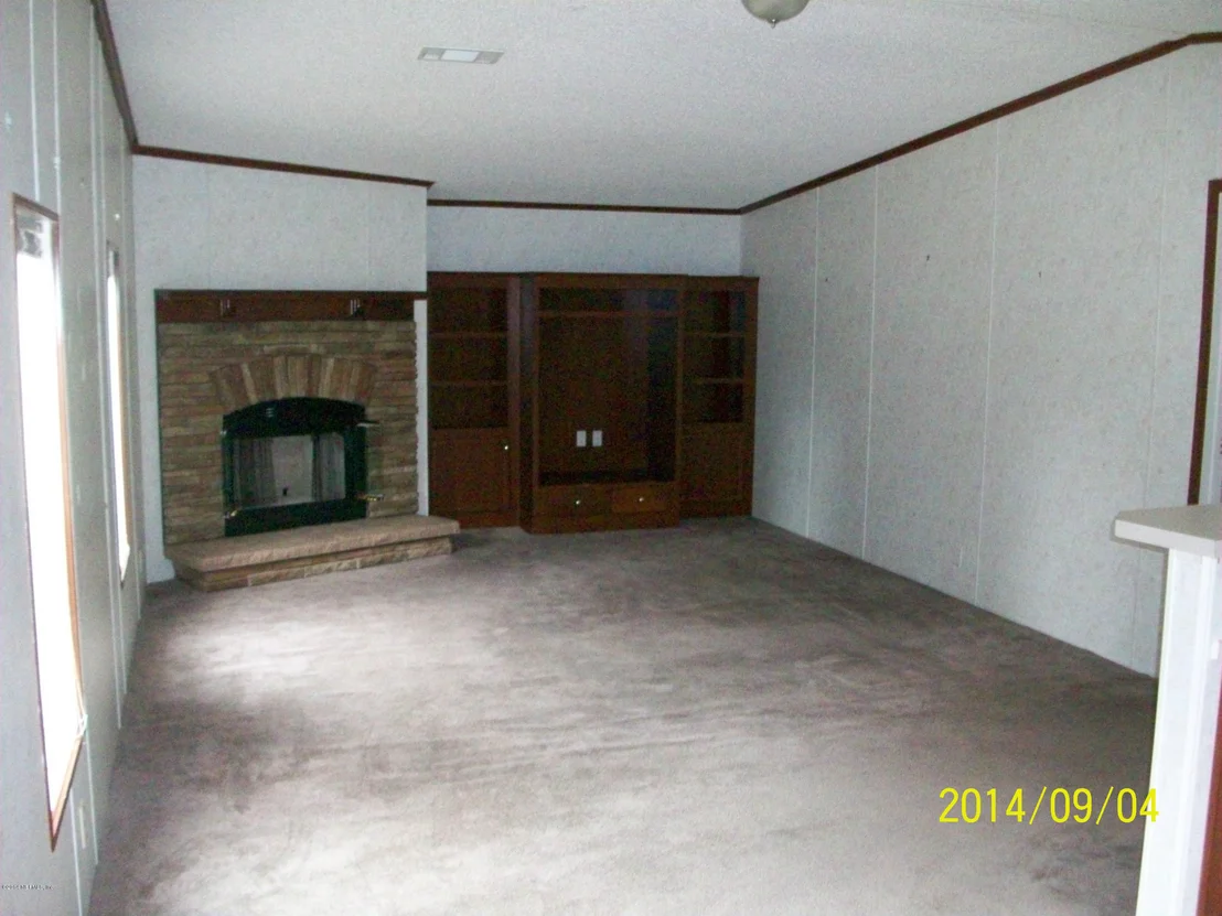 Photo of 44394 Caulkins Drive