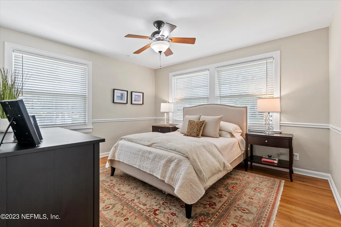 Photo of 1434 PINETREE Road