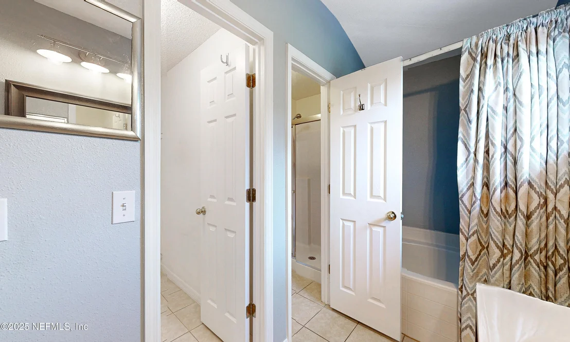 Photo of 2985 STONEGATE Lane