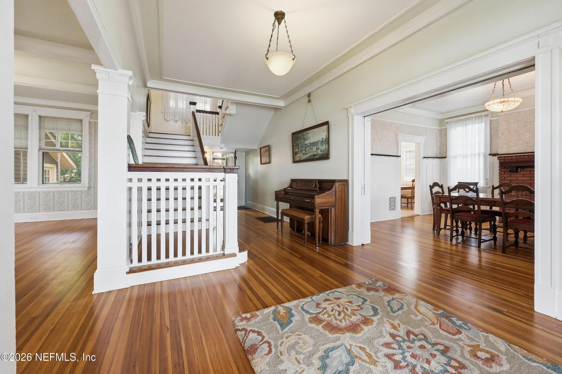 Photo of 520 RIVER Street