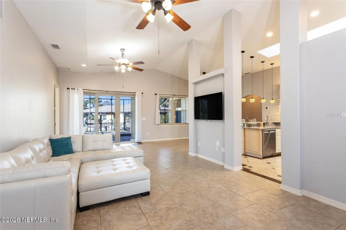 Photo of 608 SHEARWOOD Drive