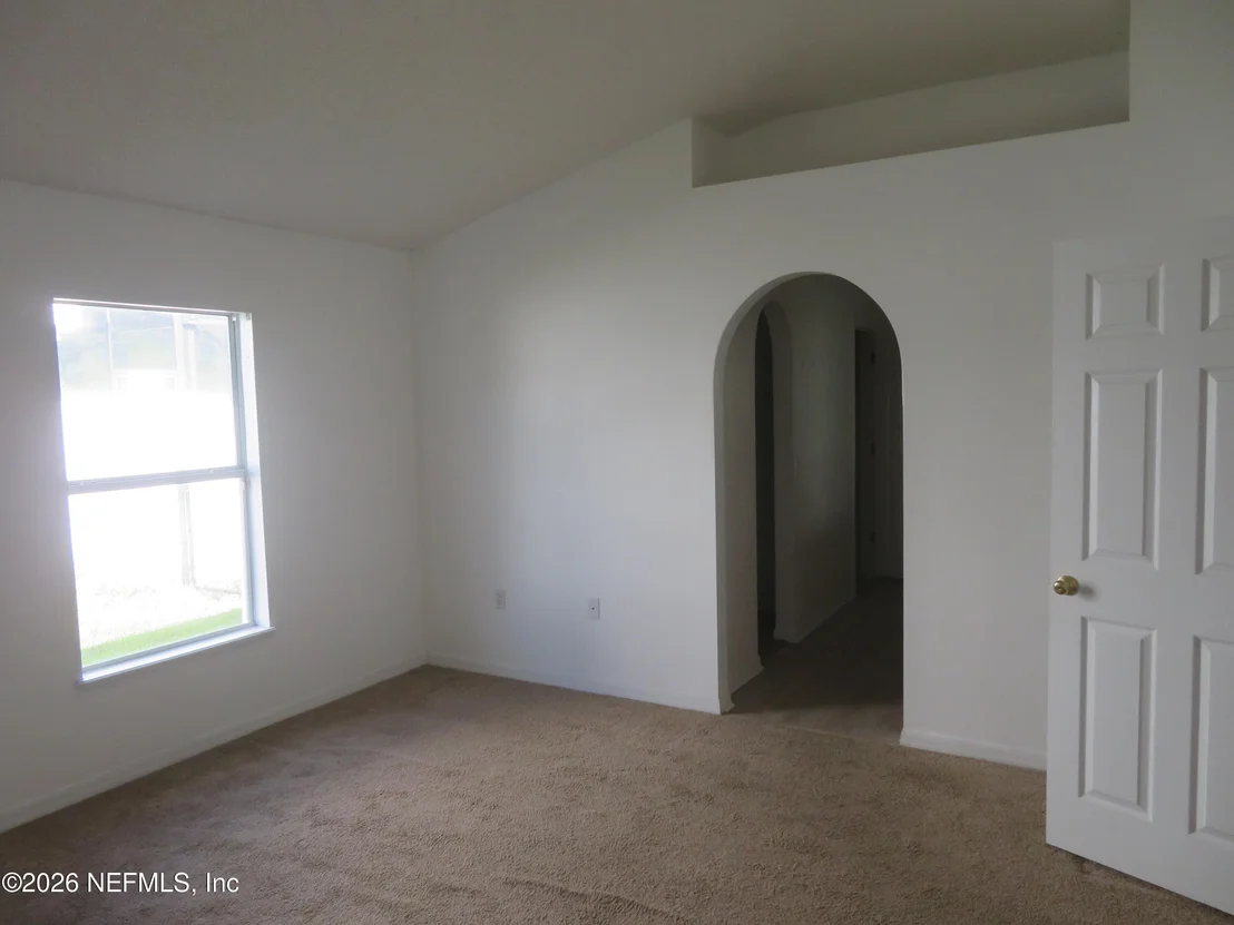 Photo of 495 ISLAMORADA Drive S