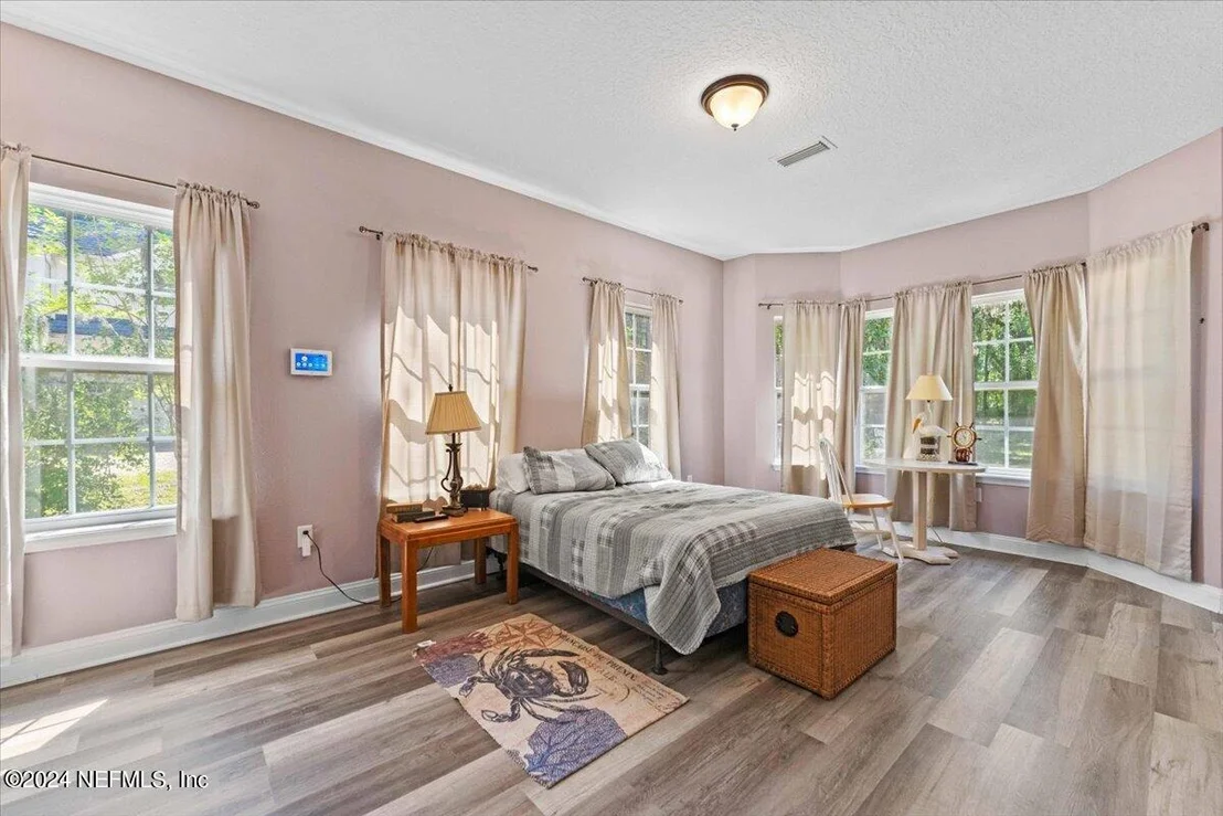 Photo of 1061 CEDAR BAY Road