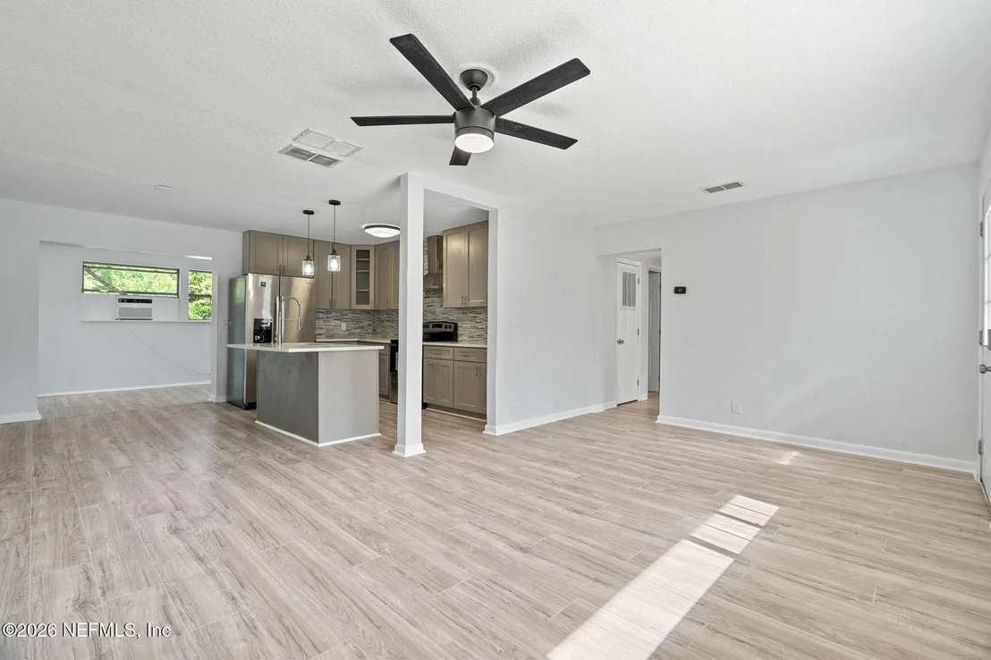 Photo of 3728 ROGERO Road