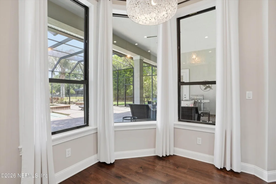 Photo of 430 SUMMERSET Drive