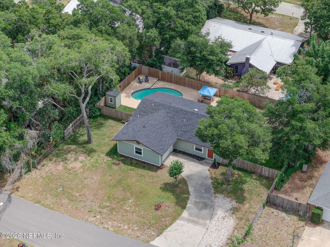 Photo of 507 GENTIAN Road
