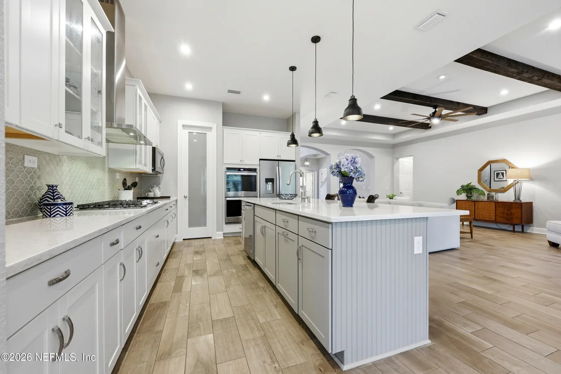 Photo of 359 GLENNEYRE Circle