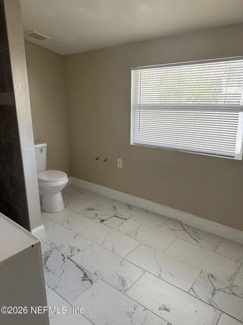 Photo of 8515 MAPLE Street