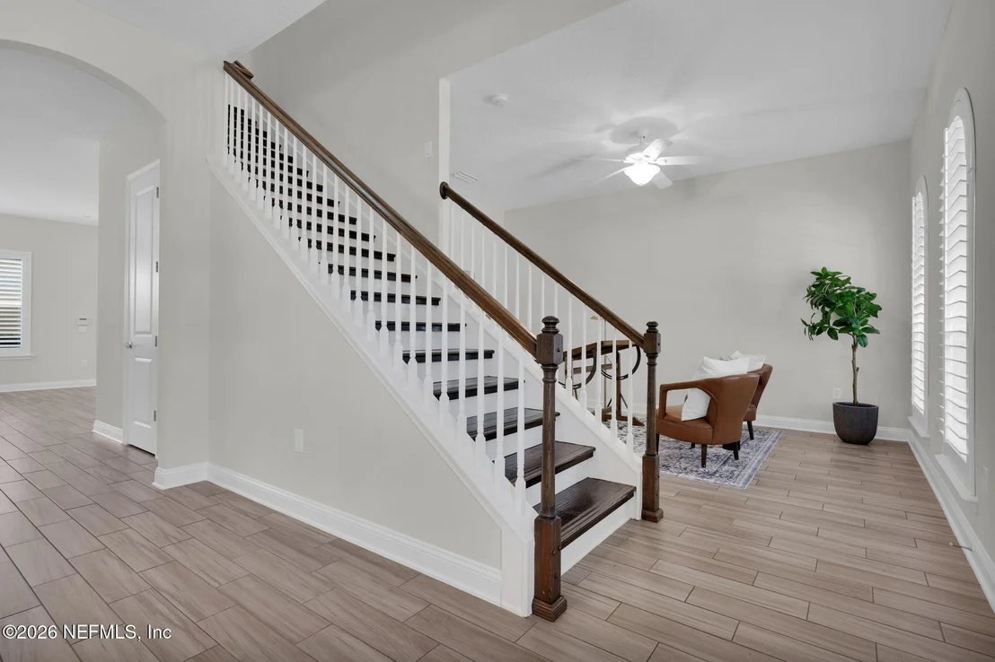 Photo of 37 RINALDO Way