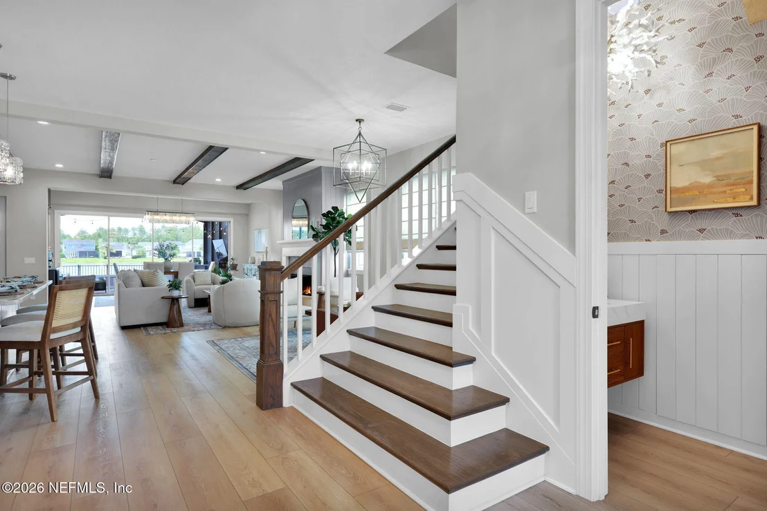 Photo of 473 PARKBLUFF Circle