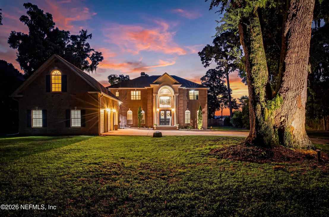 Photo of 120 RUSTIC OAKS Lane