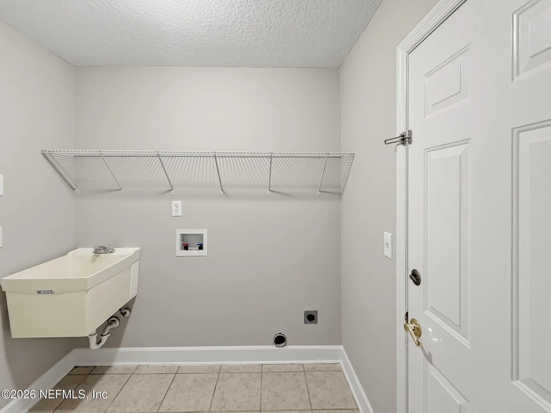 Photo of 10973 HICKORY TRACE Lane