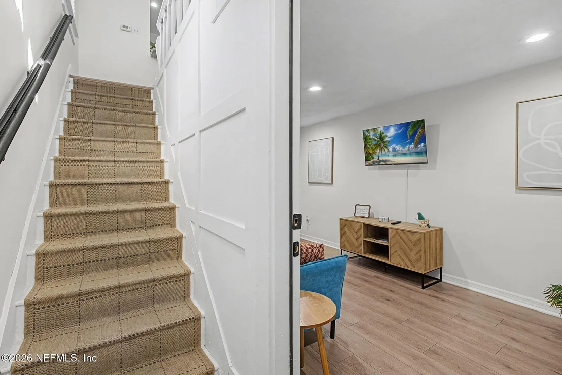 Photo of 16 MYRTLE Avenue