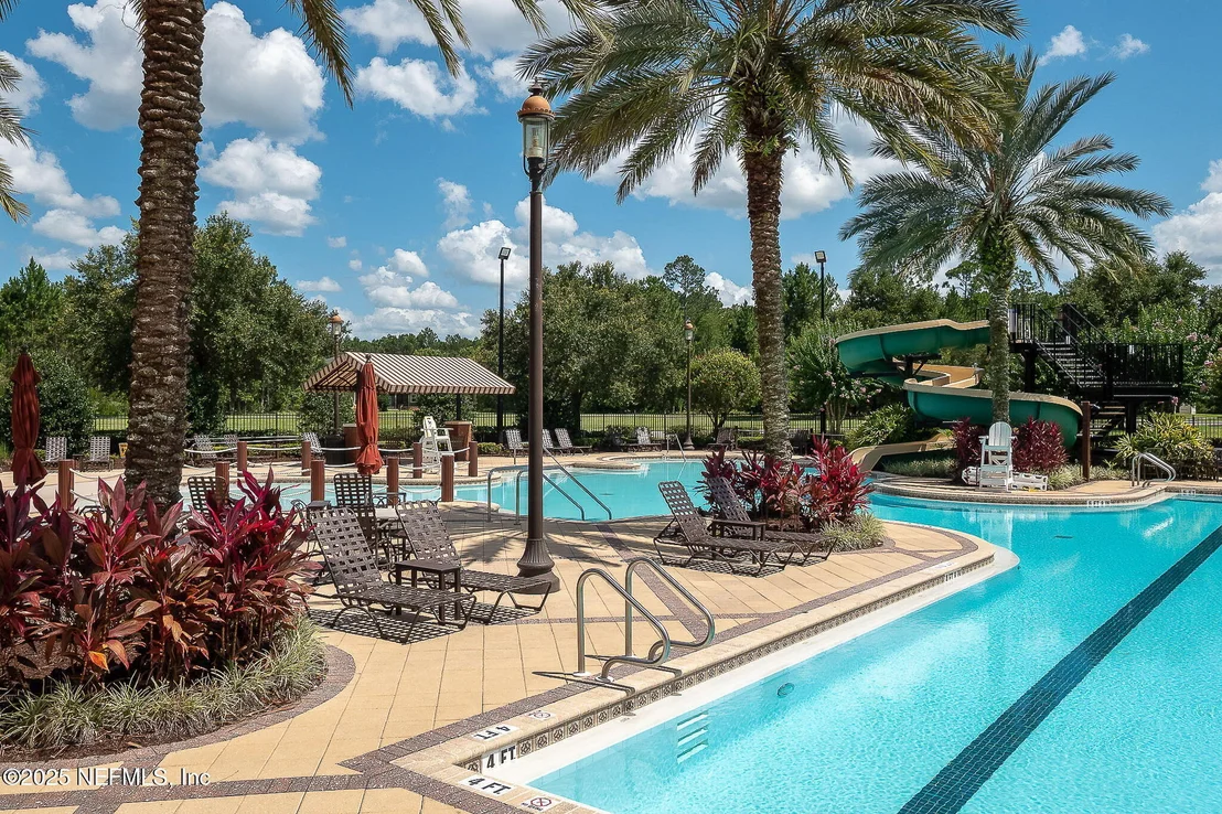 Photo of 294 WILLOW WINDS Parkway