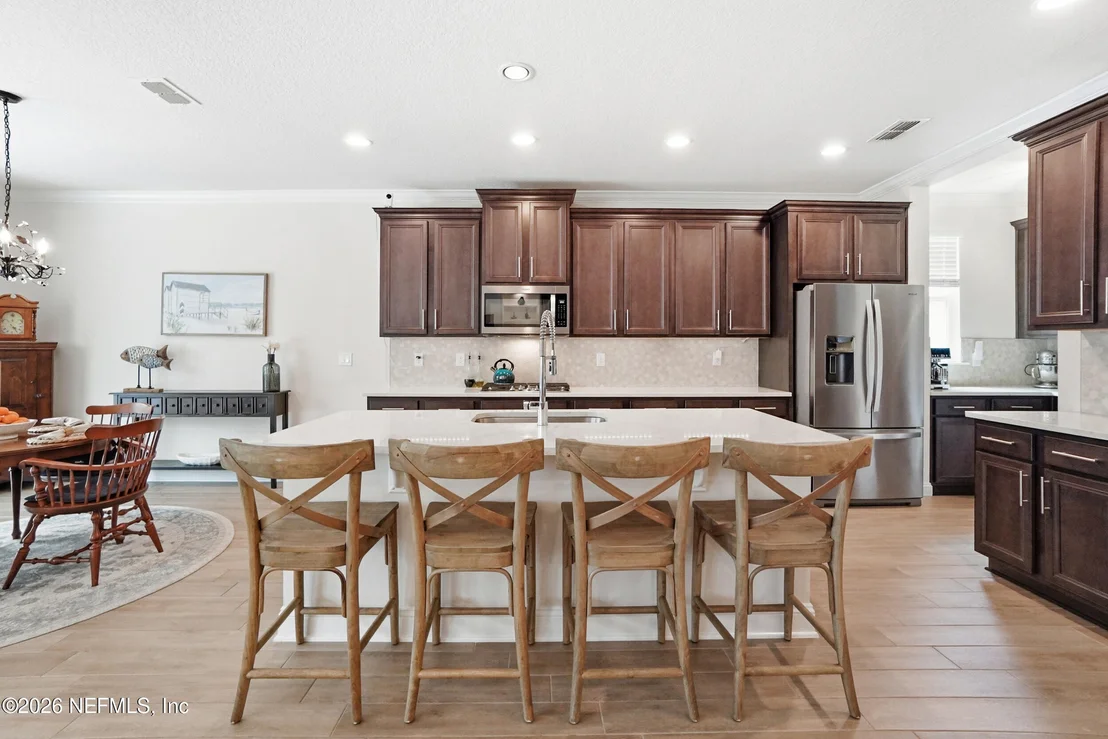 Photo of 509 GLASGOW Drive
