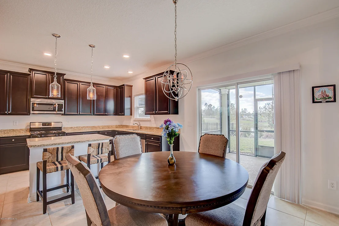 Photo of 112 BLUFFTON Court