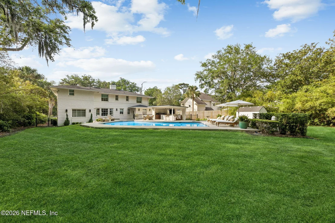 Photo of 944 ELDER Lane