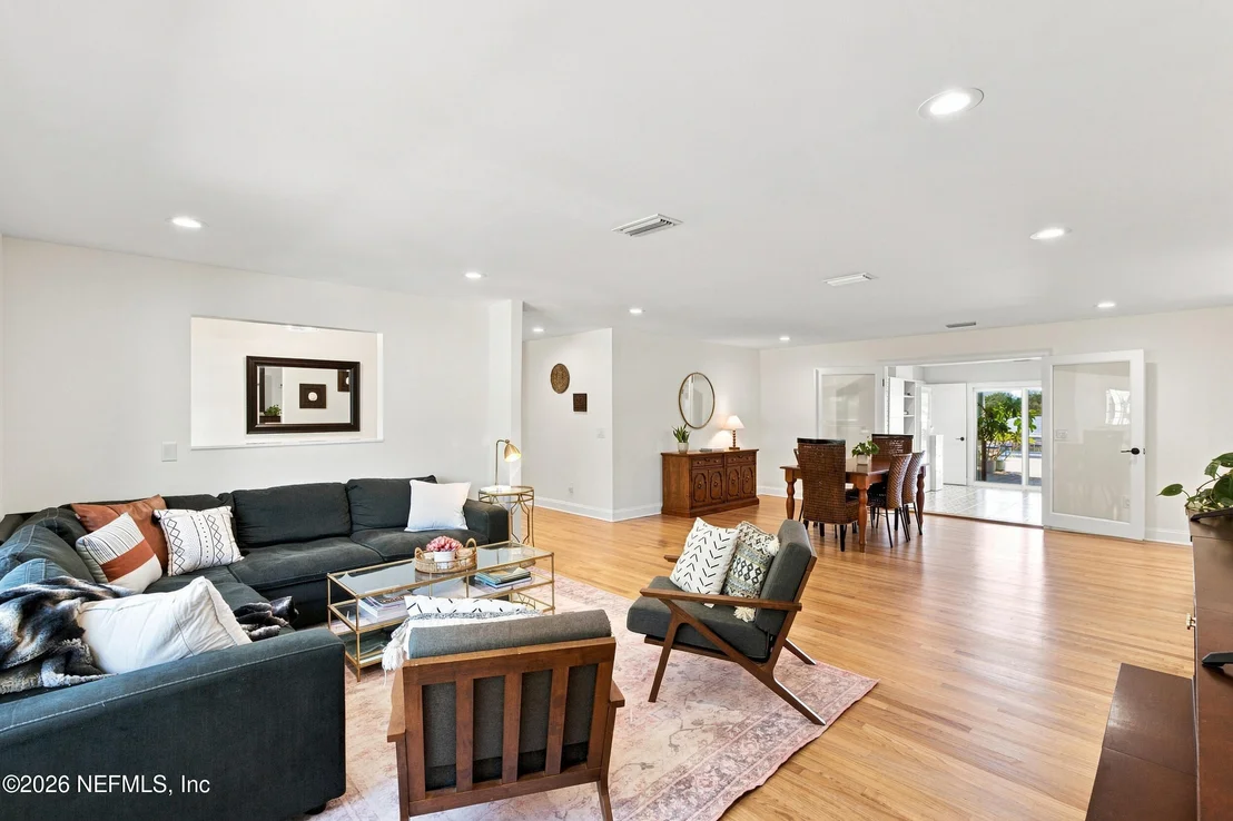 Photo of 5392 HECKSCHER Drive