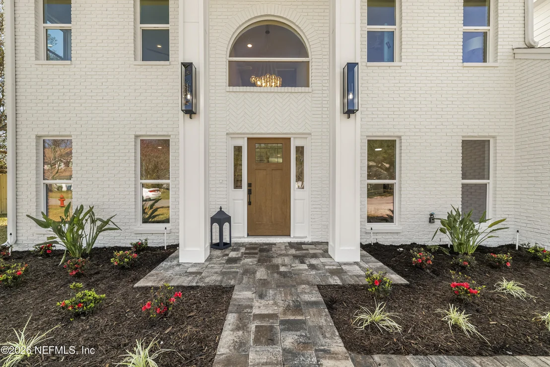 Photo of 806 CHERRY Street