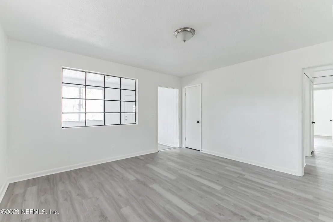 Photo of 824 PROSPECT Street
