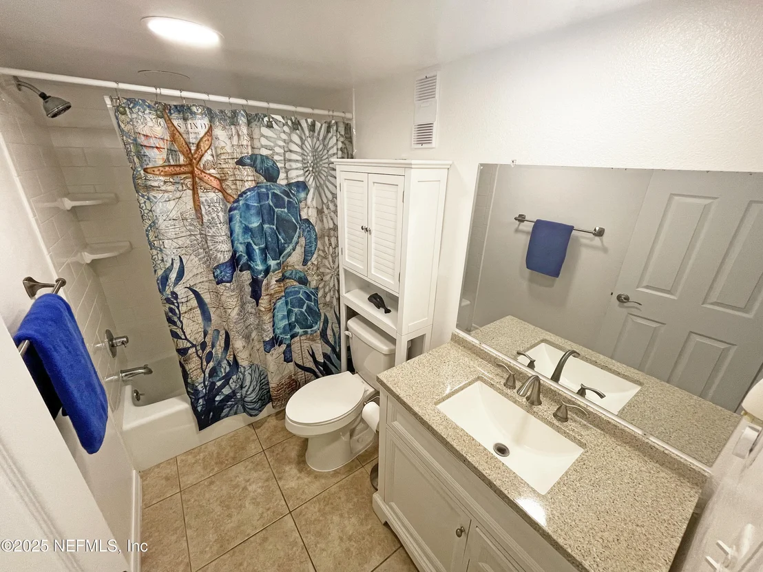 Photo of Unit B110 at 7175 A1A
