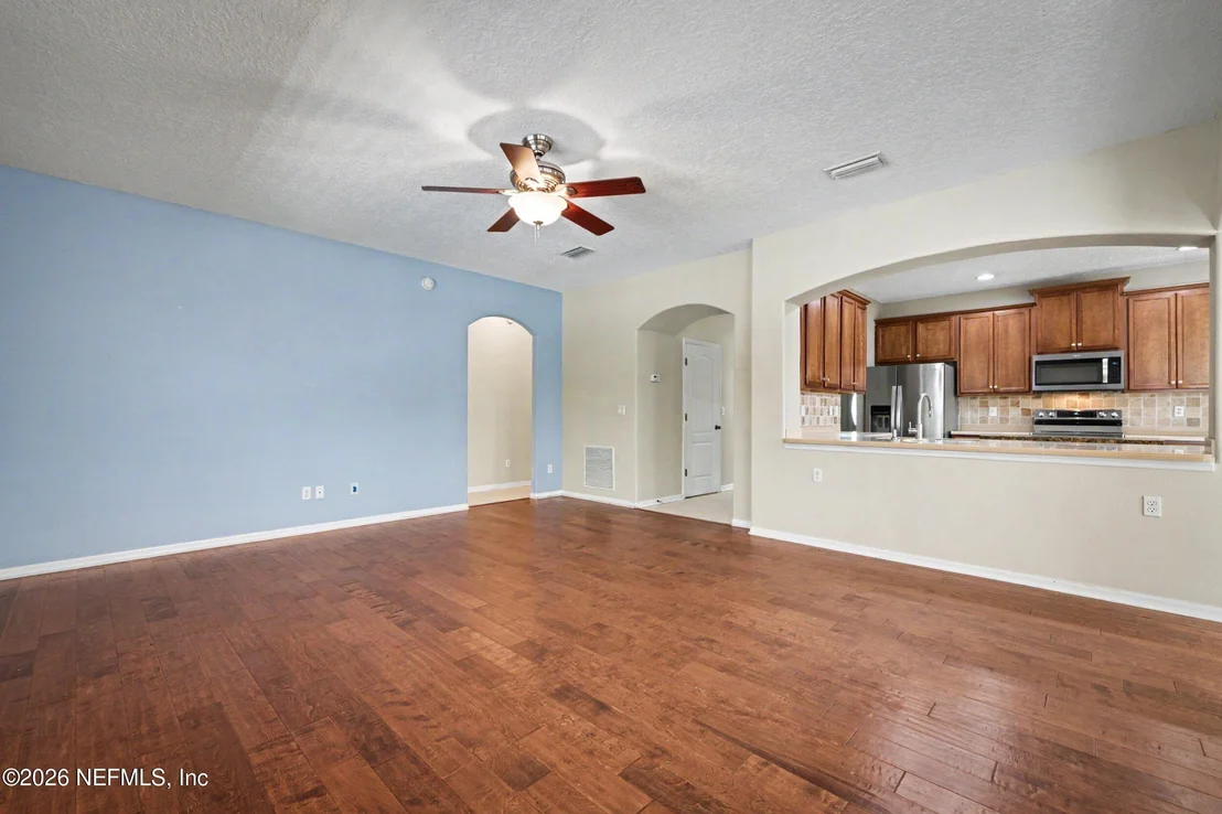 Photo of 276 JOHNS CREEK Parkway