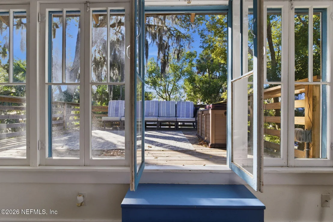 Photo of 16 MYRTLE Avenue