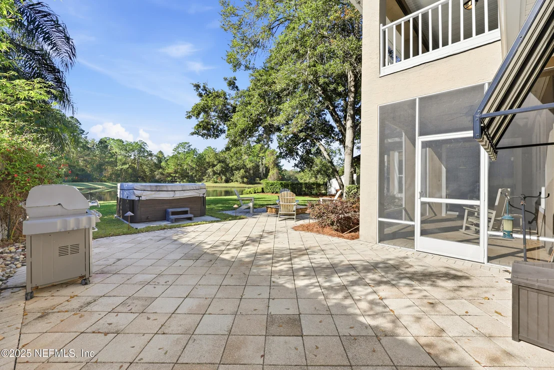Photo of 537 DANDELION Drive