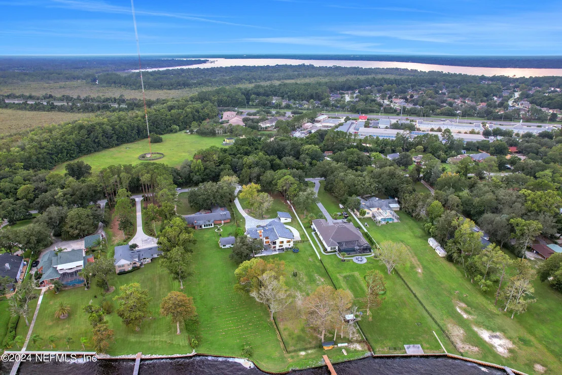 Photo of 3647 WESTOVER Road