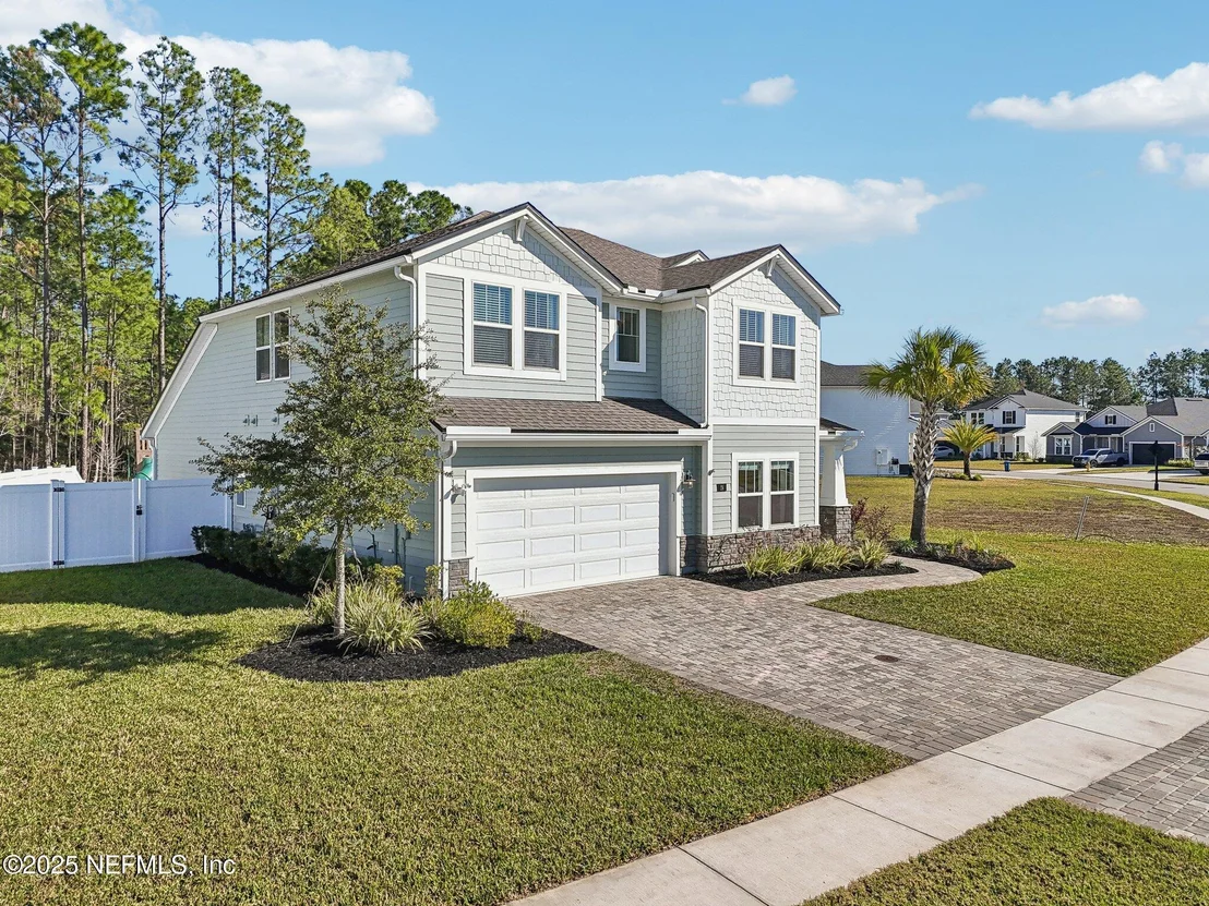 Photo of 24 OAKHURST Court