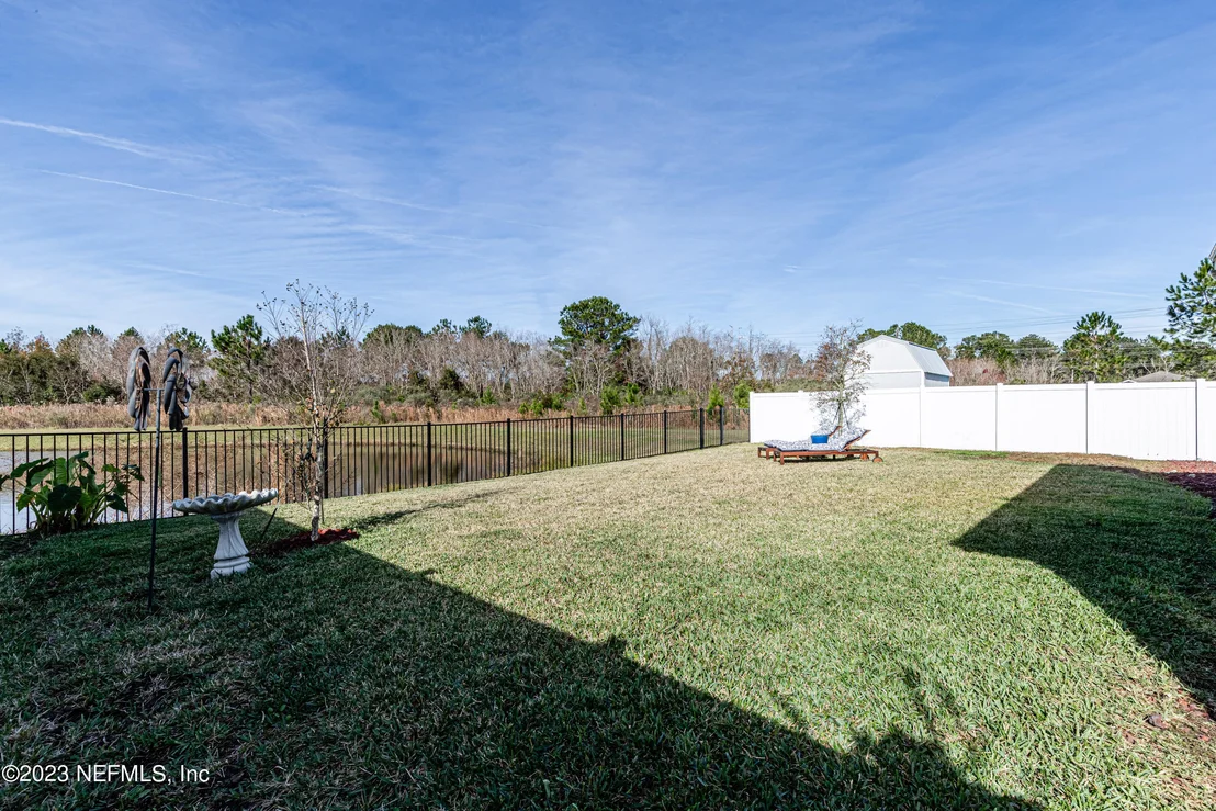 Photo of Unit 6 at 12056 BRIDGEHAMPTON Road