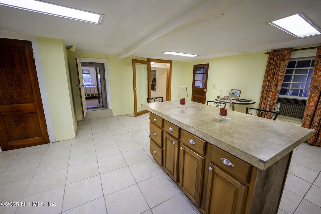 Photo of 5527 HYDE PARK Circle