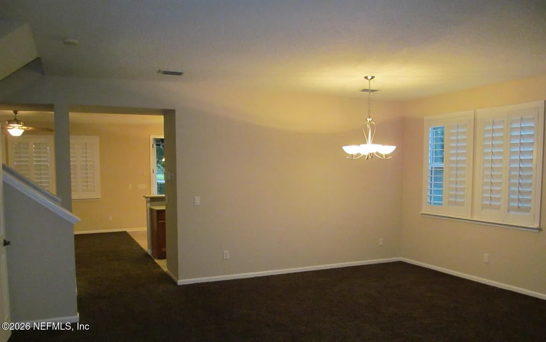 Photo of 120 CROWN WHEEL Circle