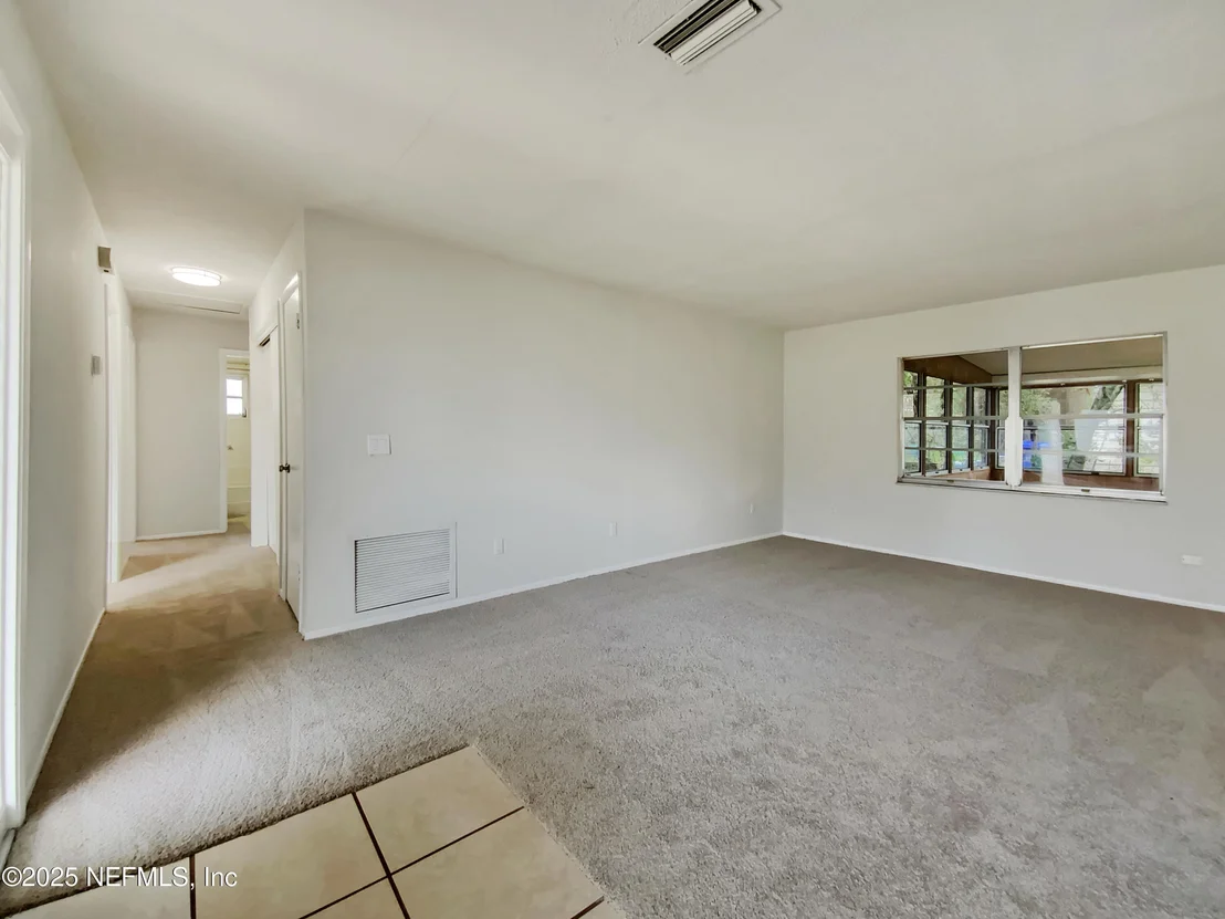Photo of 158 DELTONA Boulevard