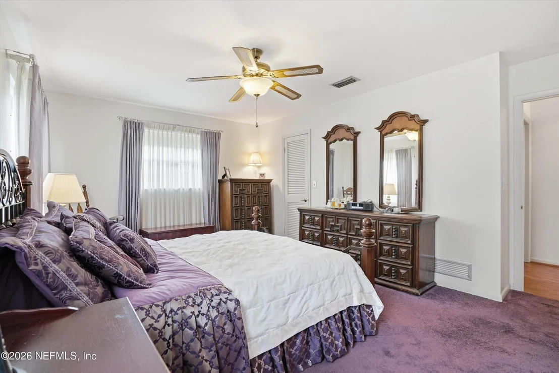 Photo of 1884 PARKCREST Drive