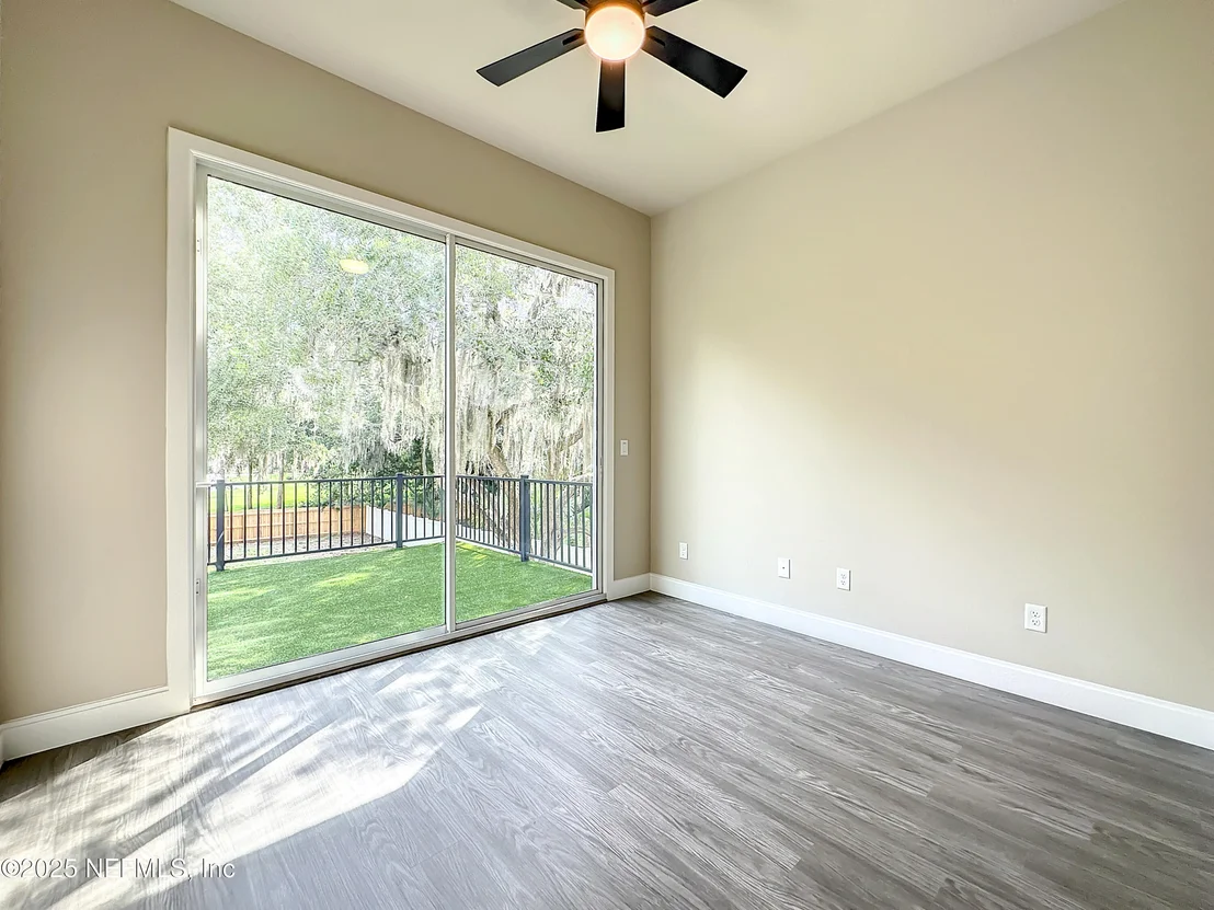 Photo of 5765 HECKSCHER Drive