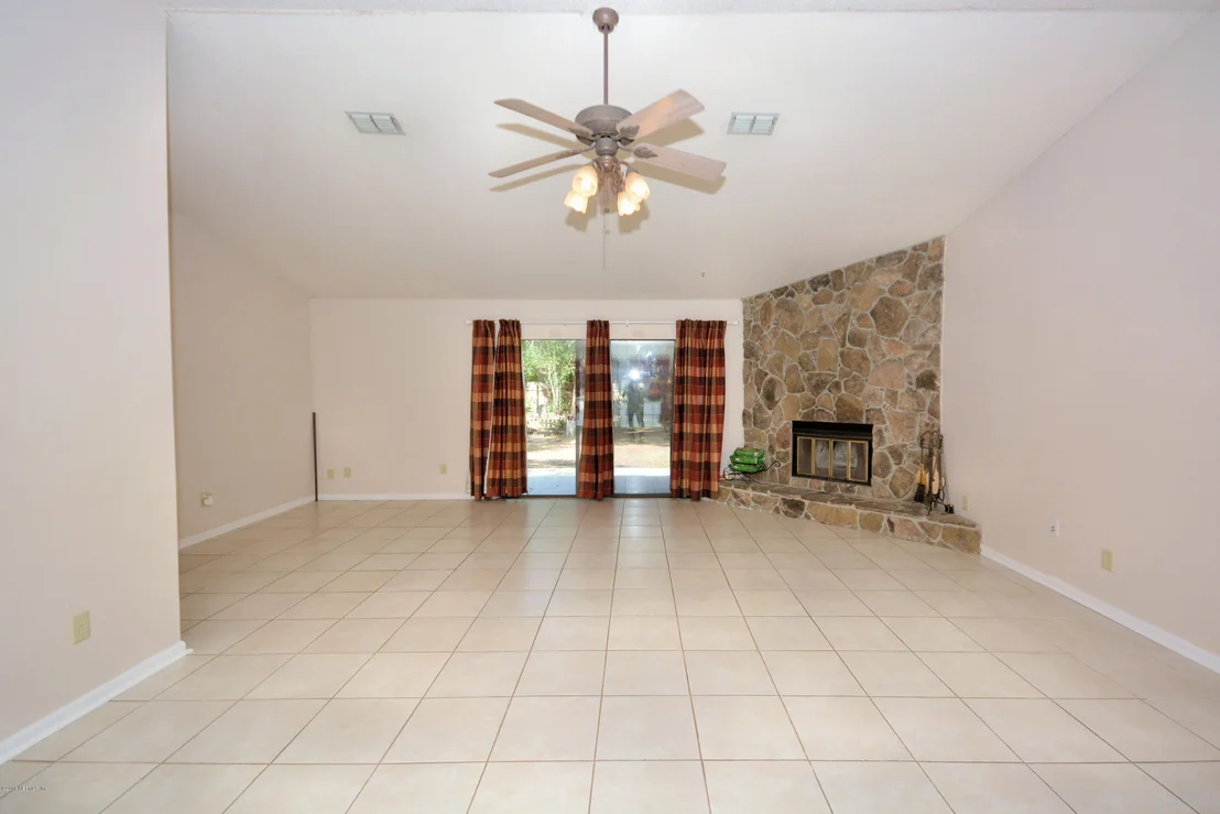 Photo of 13621 PICARSA Drive