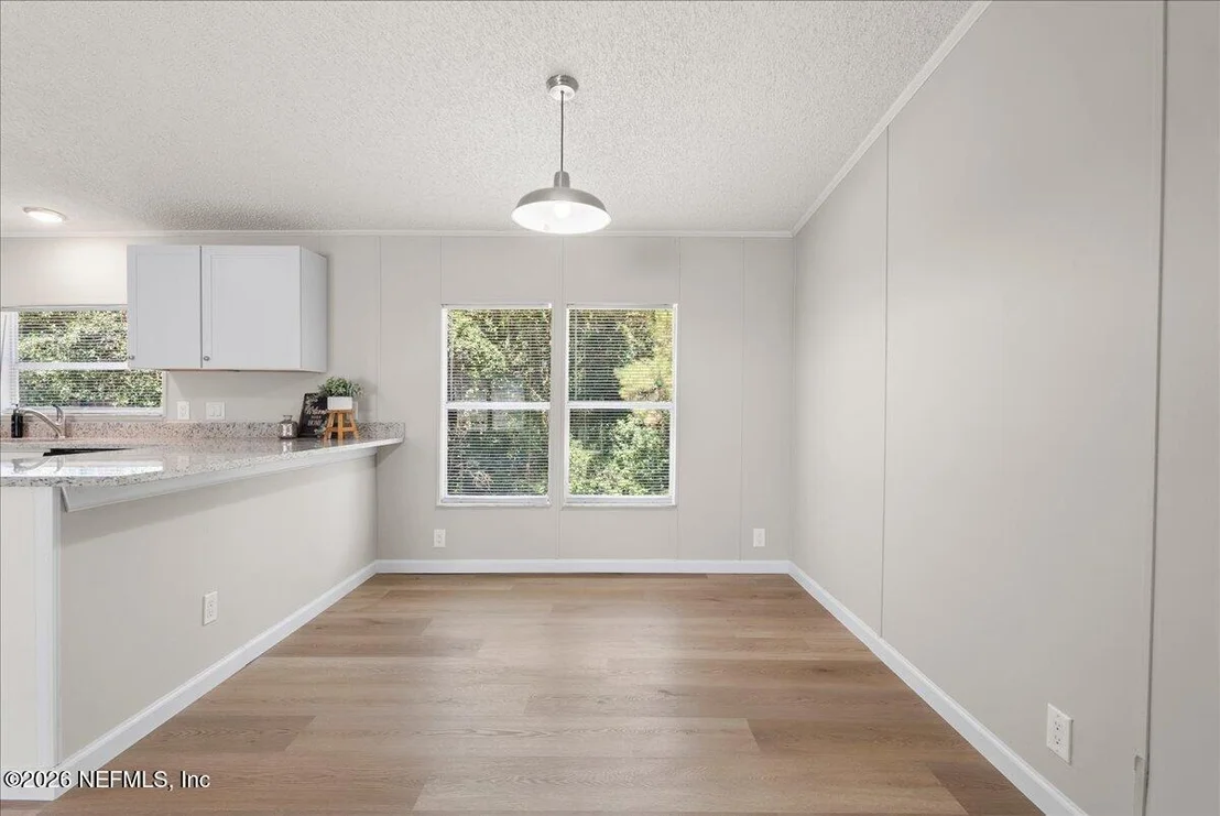 Photo of 167 PEPPERMINT Avenue