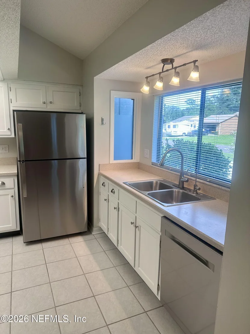 Photo of 6282 ISLAND FOREST Drive