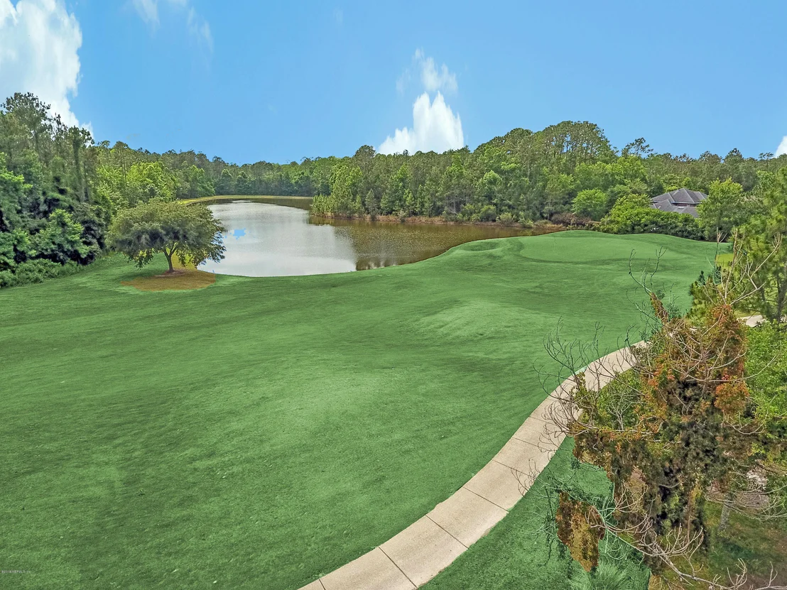 Photo of 821 EAGLE POINT Drive