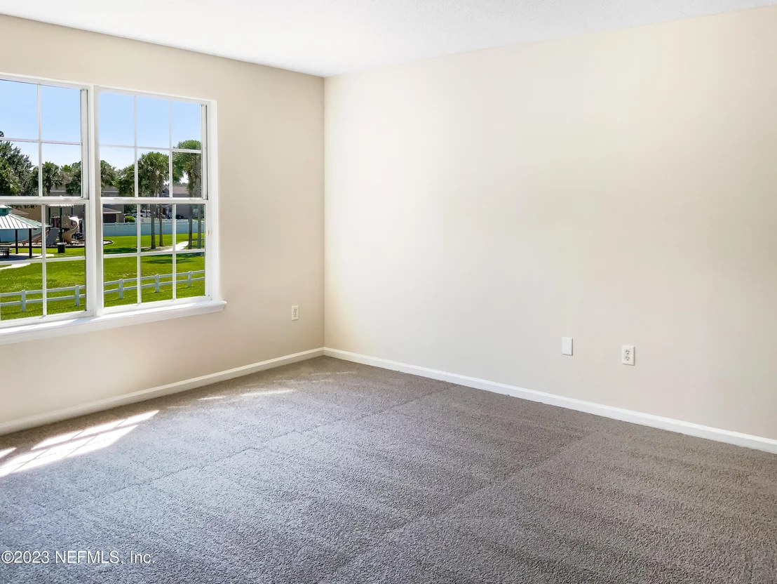 Photo of 894 MISTY OAK Drive
