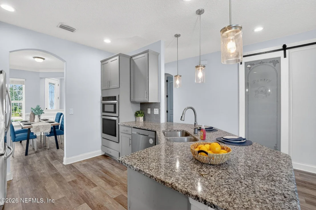 Photo of 232 CREEKMORE Drive