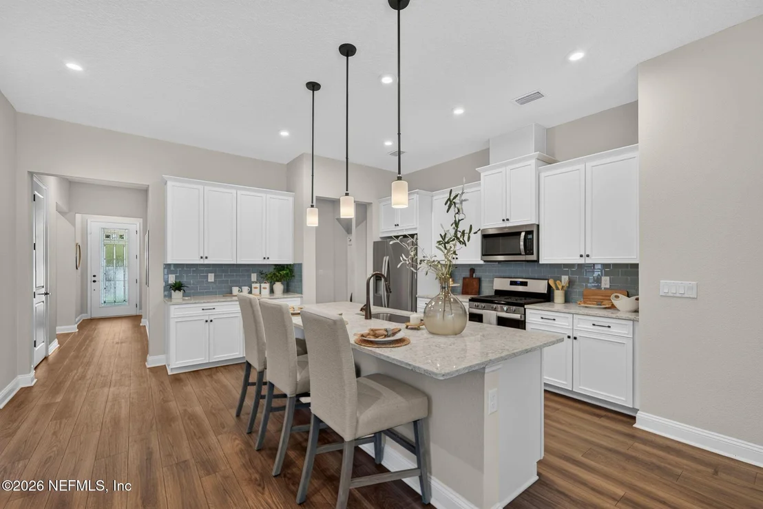 Photo of 186 LADYSLIPPER Drive