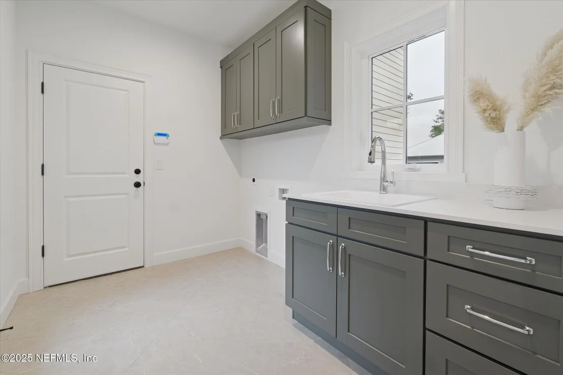 Photo of 28167 GRANDVIEW Manor