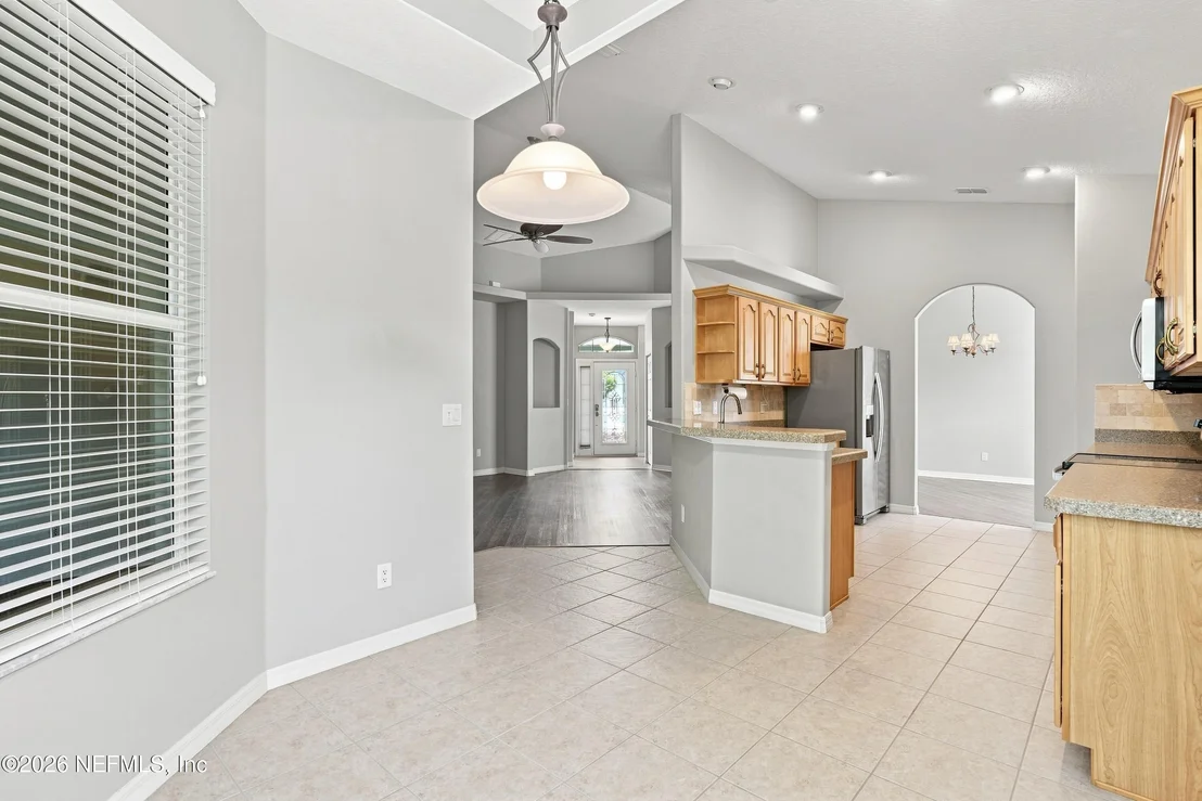 Photo of 629 KNOLLWOOD Lane