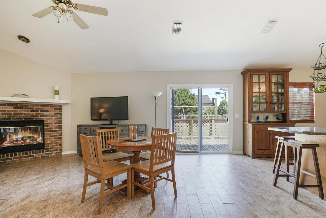 Photo of 116 HARVARD Road